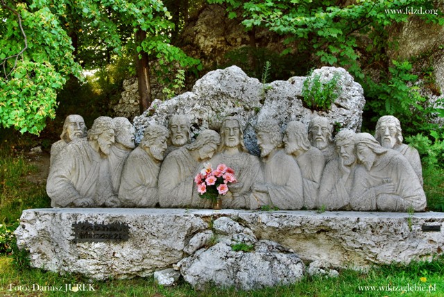 Podzamcze Sanktuarium Matki Bożej Skałkowej 03.JPG