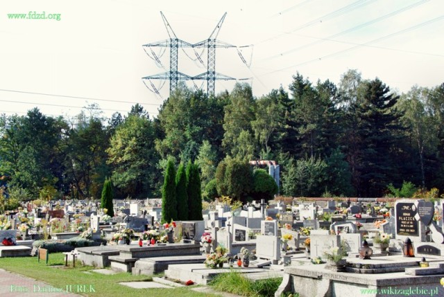 Będzin Łagisza cmentarz katolicki 08.JPG