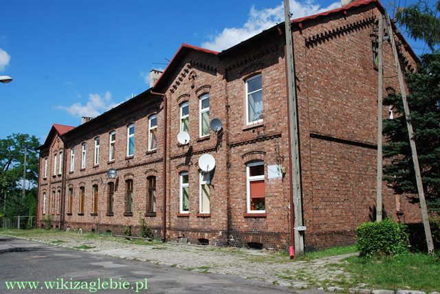 Sosnowiec Maczki Domy kolejowe 002.JPG