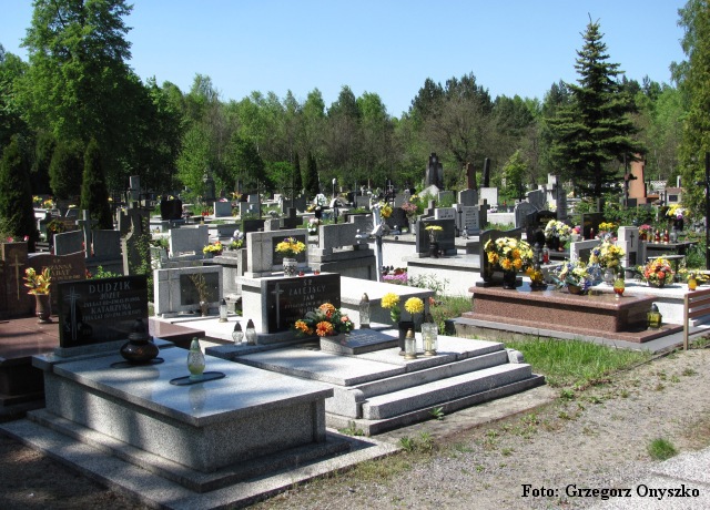 Maczki-cmentarz.01.jpg