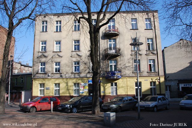 Sosnowiec Miejsce Pamięci 025 Tablica upamiętniająca szkołę żydowską 05.JPG