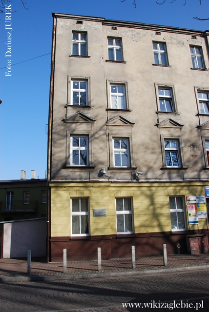 Sosnowiec Miejsce Pamięci 025 Tablica upamiętniająca szkołę żydowską 04 .JPG