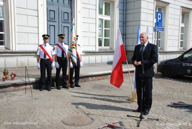 2013.07.26 Odsłonięcie tablicy braci Opiłków 05.JPG