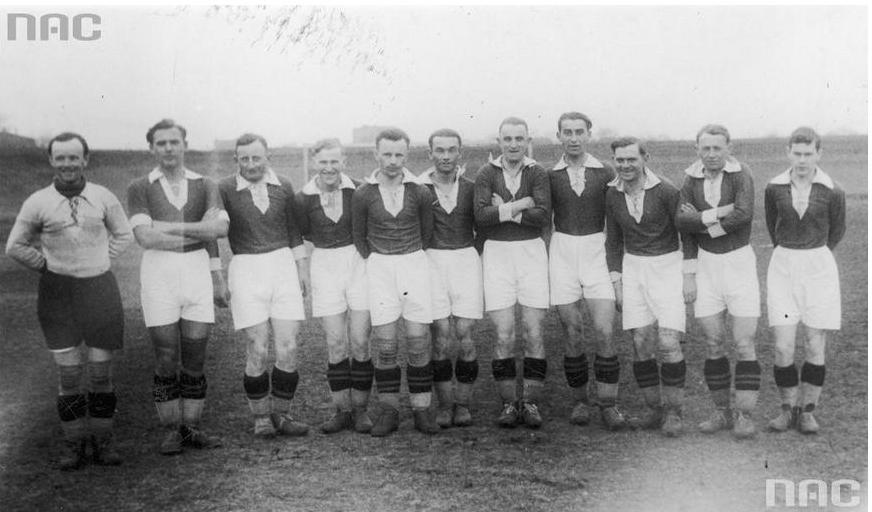 05 Drużyna piłkarska juniorów klubu sportowego Unia Sosnowiec.JPG