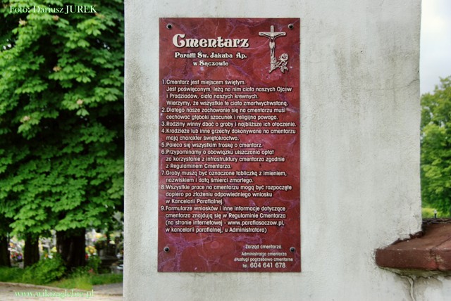 Sączów cmentarz katolicki 002.JPG