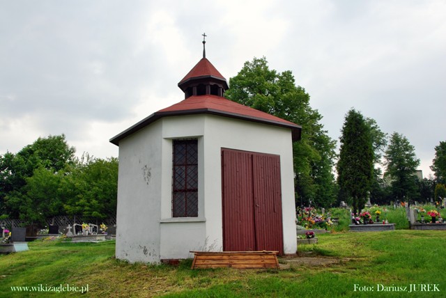 Sączów cmentarz katolicki 015.JPG
