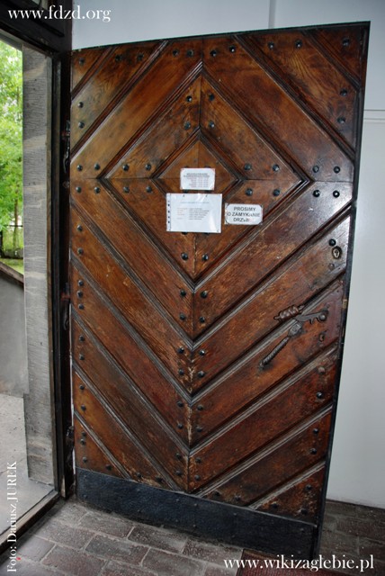 Dobieszowice Dwór obronny 02.JPG