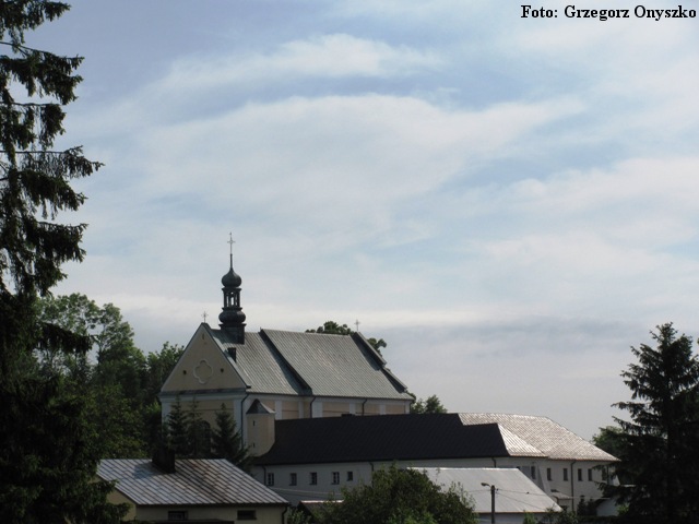 Pilica-Biskupice.Klasztor.JPG