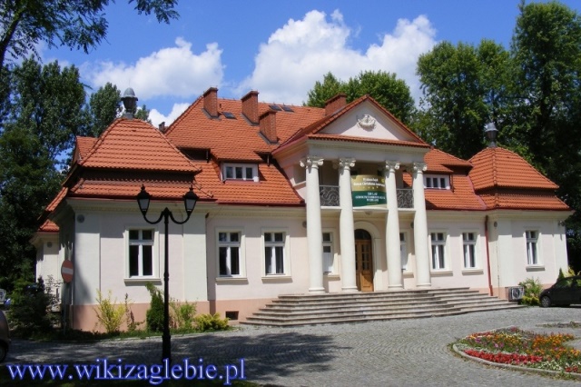 Muzeum Saturn 01.jpg