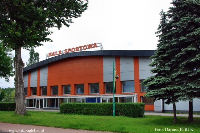 Sosnowiec Milowice Hala sportowa klubu Płomień Milowice 004.JPG