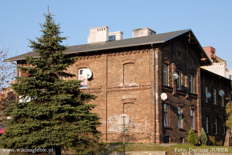 Sosnowiec Domy Kolejowe 01.JPG