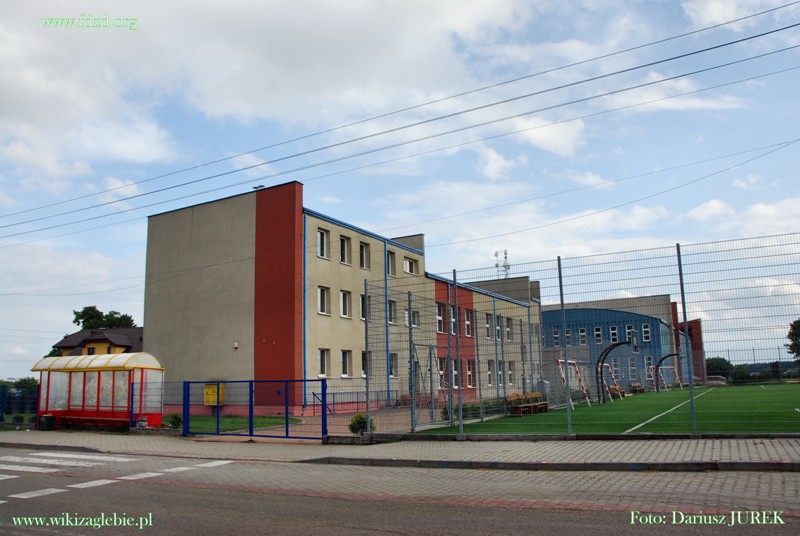 Ożarowice 019 Gimnazjum.JPG