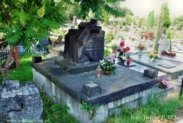 Dąbrowa Górnicza Cmentarz katolicki ul. Starocmentarna 015.JPG