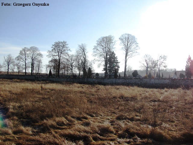 Żarki. Widok na cmentarz.02.JPG