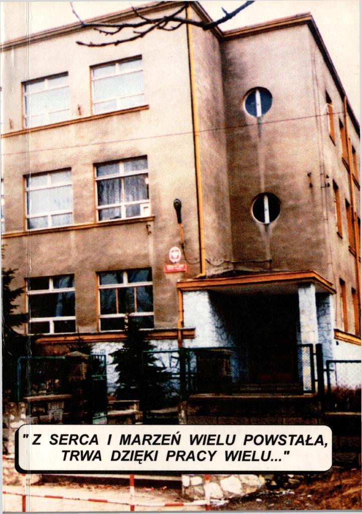 Okładka Publikacja jubileuszowa szkoły podstawowej w Dobieszowicach 1999.jpg