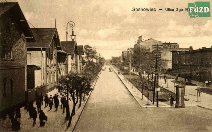 Pocztowka sosnowiec ulica glowna 0005.jpg