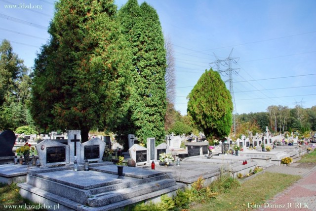 Będzin Łagisza cmentarz katolicki 04.JPG