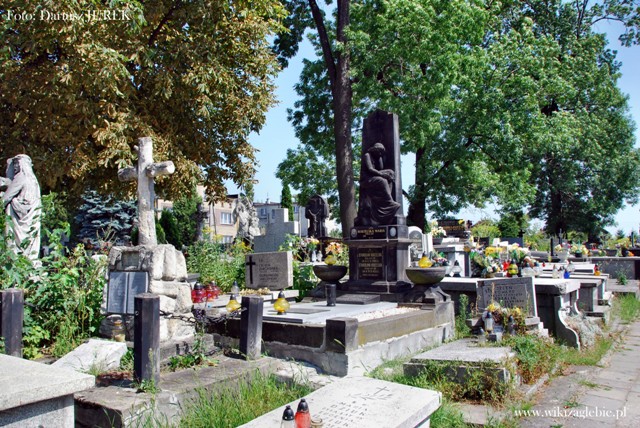 Czeladź Cmentarz katolicki ul. Nowpogońska 012.JPG