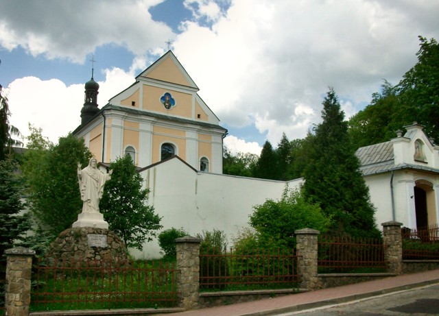 Kościół parafialny p.w. Najświętszego Imienia Jezus