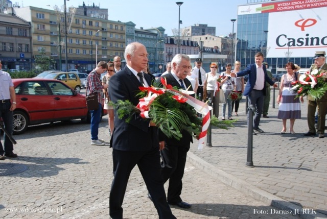 2013.07.26 Odsłonięcie tablicy braci Opiłków 11.JPG