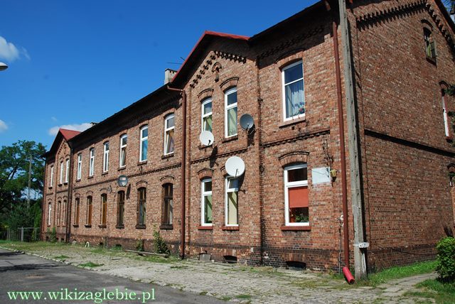 Sosnowiec Maczki Domy kolejowe 003.JPG